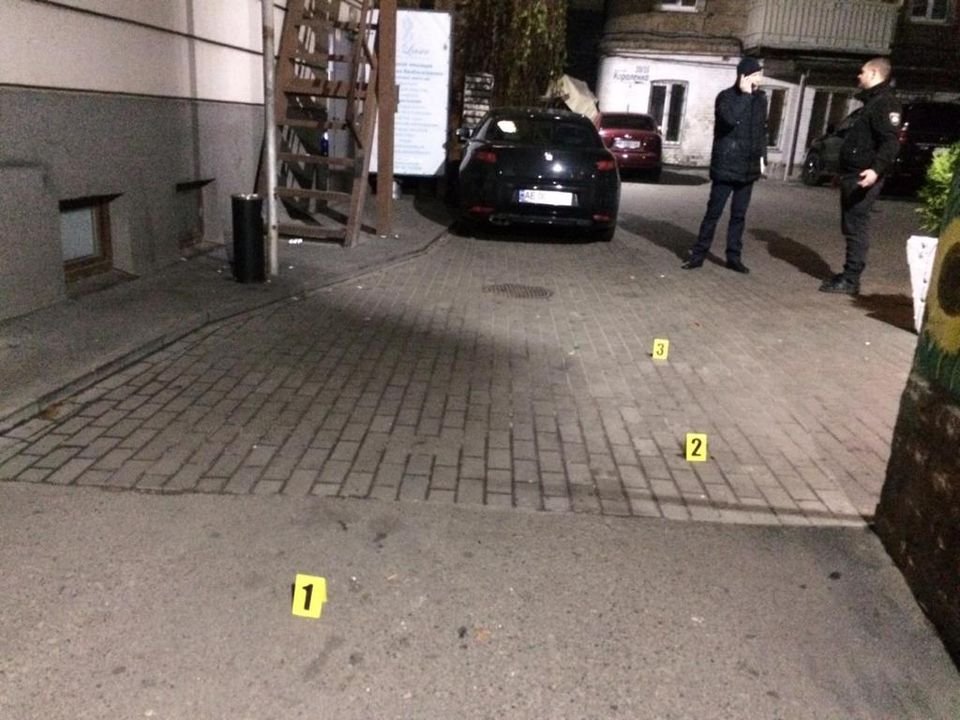 Подробности потасовки со стрельбой на Короленко в ресторане Черчиль Подробности потасовки со стрельбой на Короленко в ресторане Черчиль