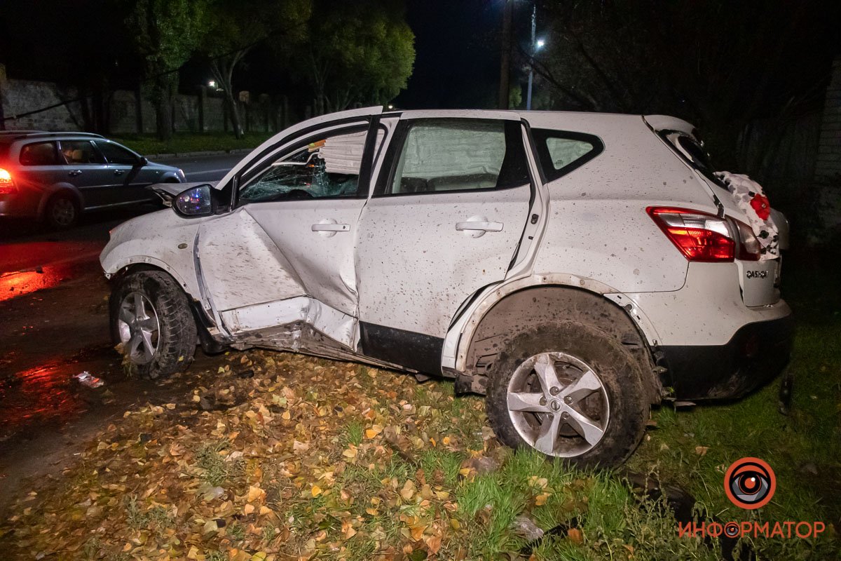 Травмировались мужчина и девушка Травмировались мужчина и девушка