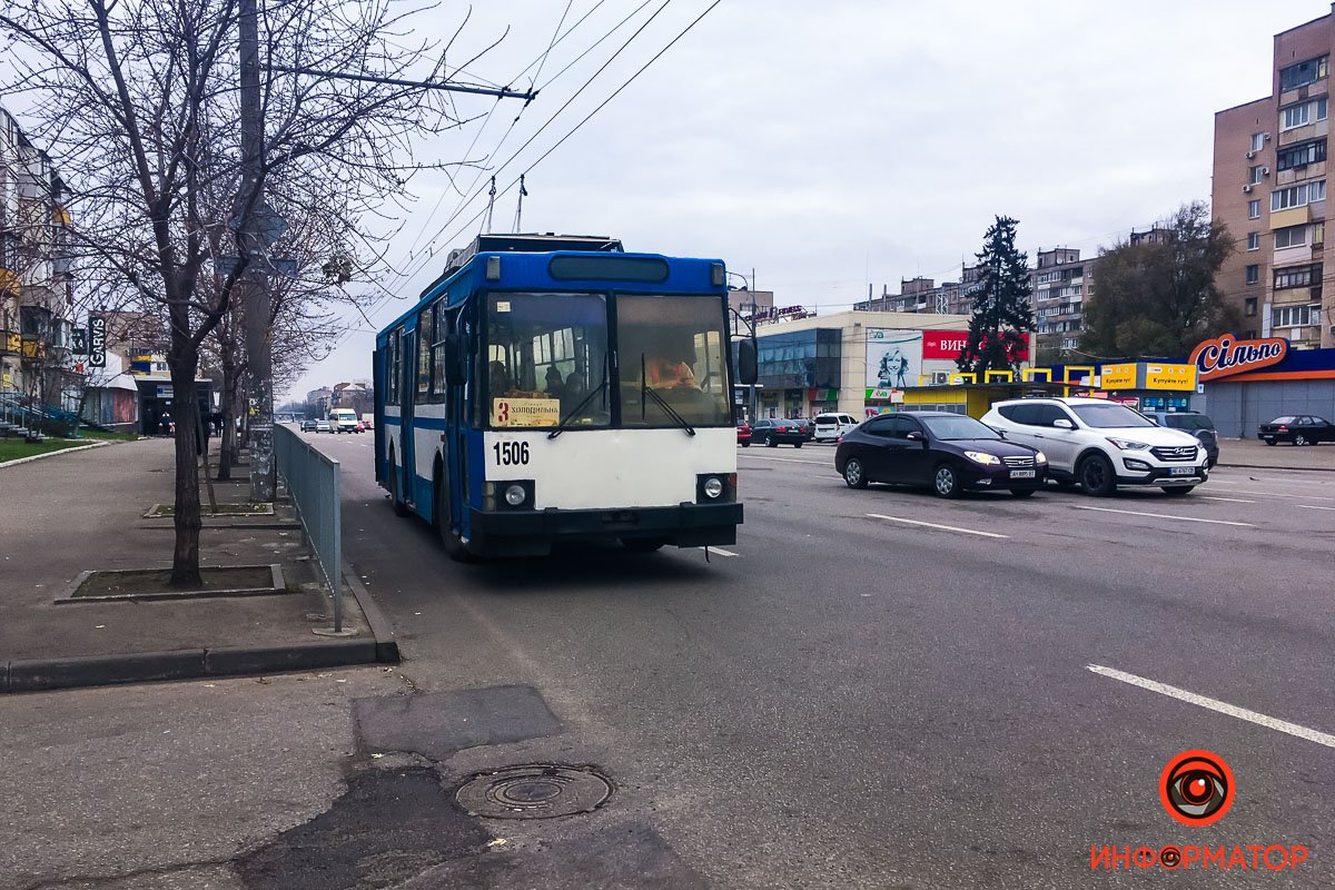 Движение электротранспорта приостановлено