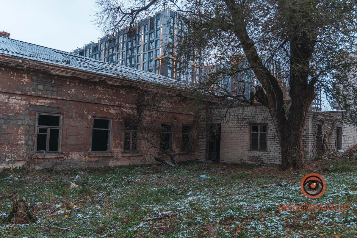 Говорят, там часто замечали бездомных Говорят, там часто замечали бездомных