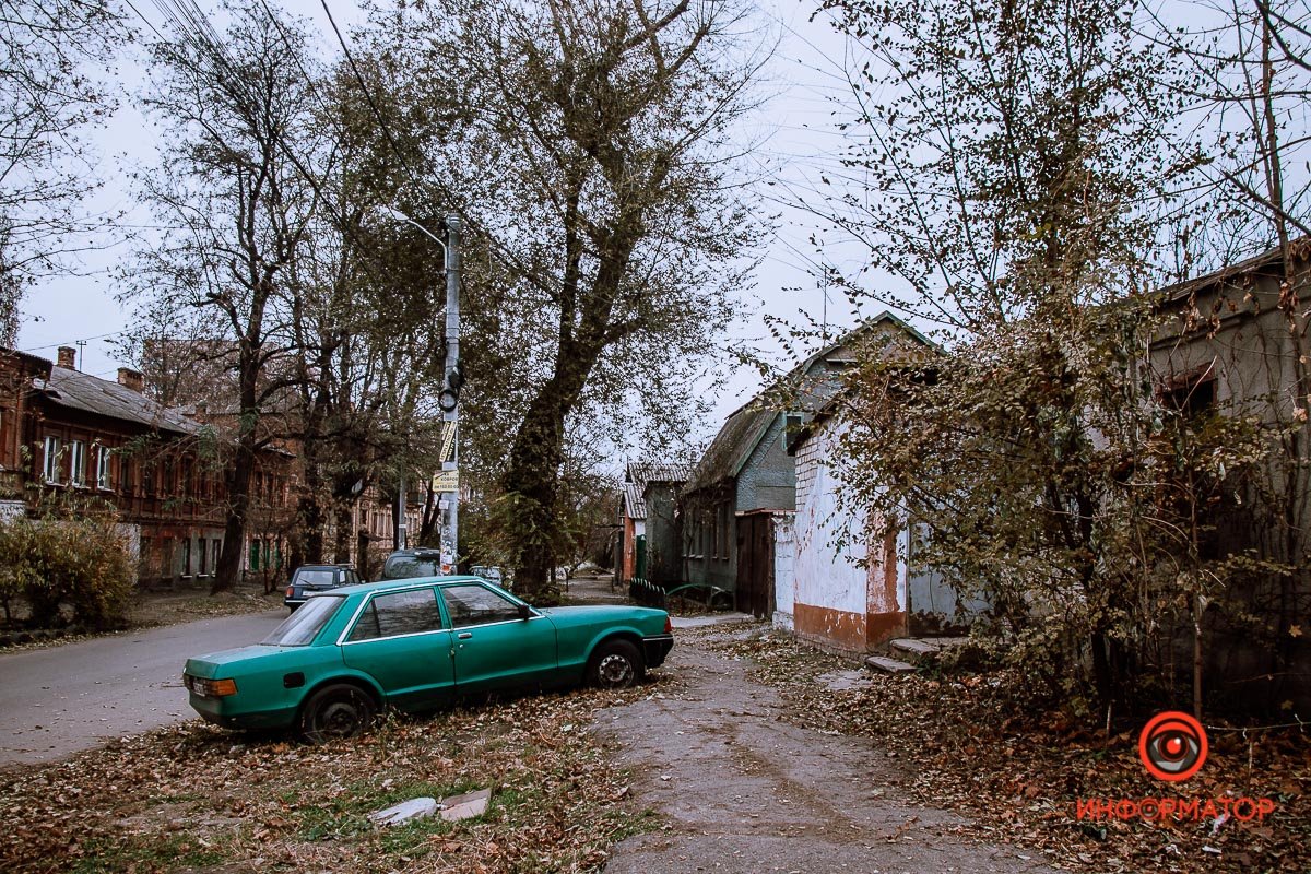 Давая изредка отпор. Давая изредка отпор.