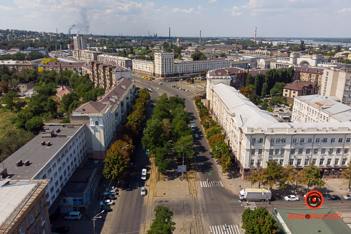 От памятника Славы до Вокзальной: как зимой прогуляться по летнему проспекту Яворницкого 69