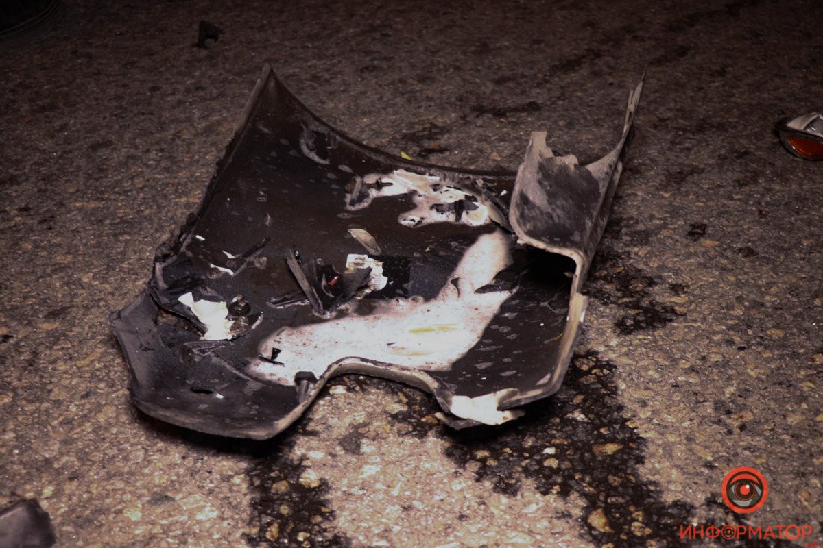 В Днепре на Набережной Победы столкнулись KIA и Daewoo: проезд перекрыт 5