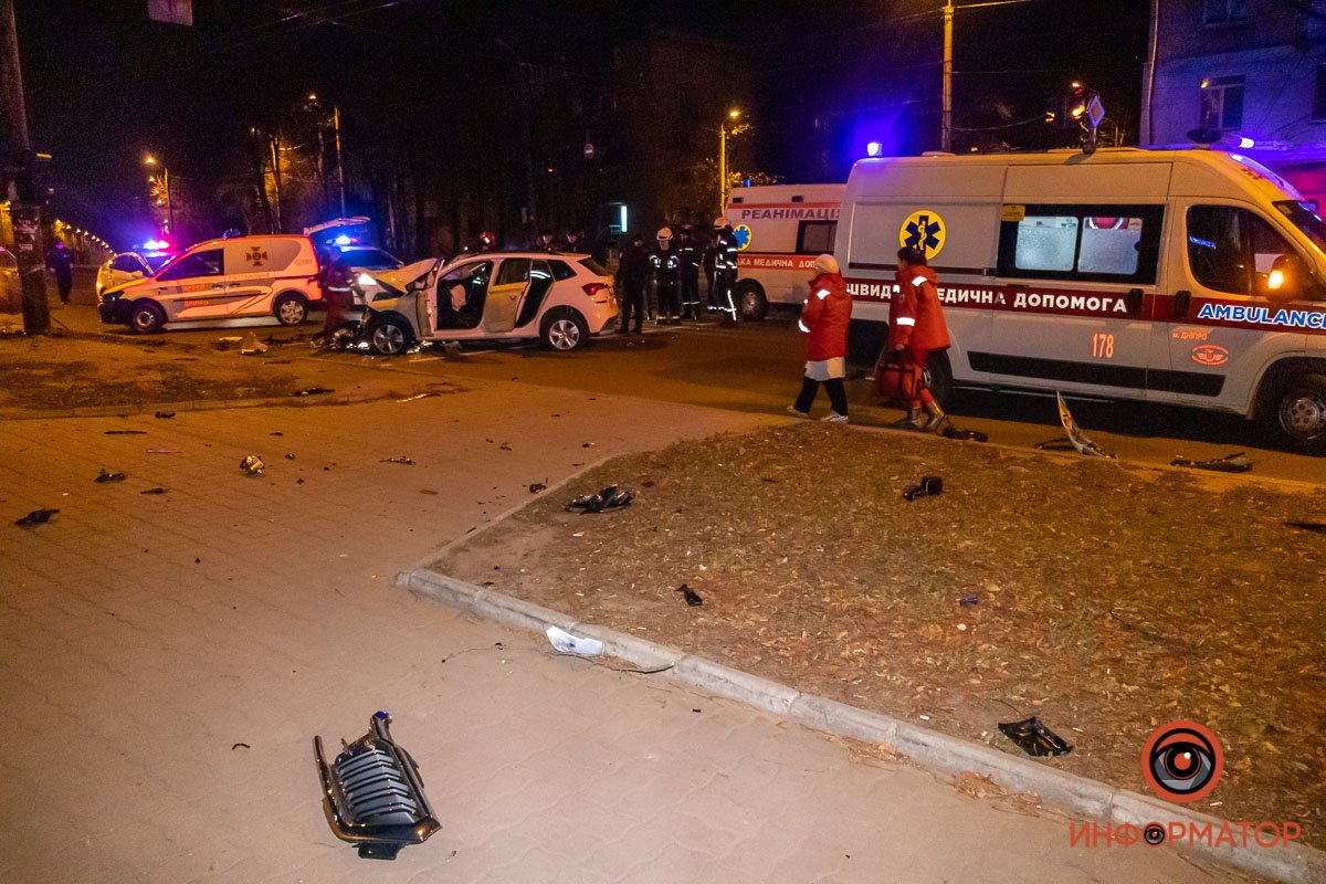 Авария случилась около 4:00 Авария случилась около 4:00