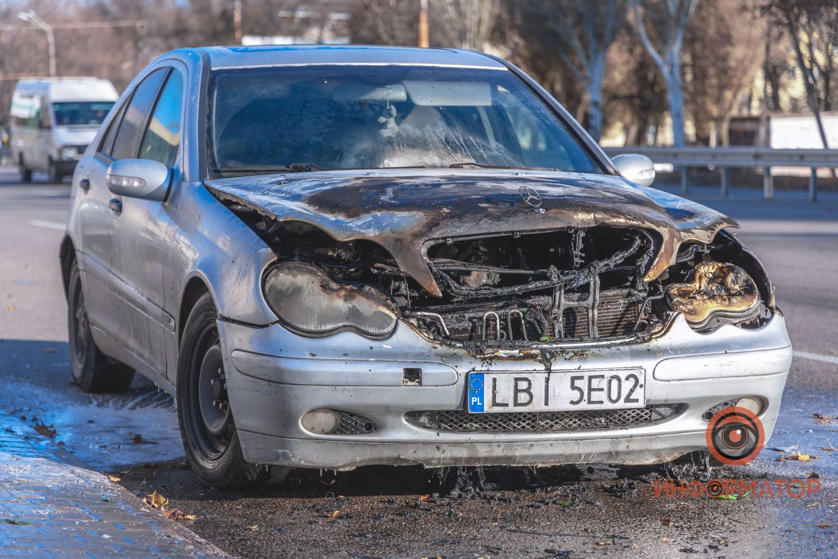 Инцидент произошел напротив ДТЭКа на Запорожском шоссе