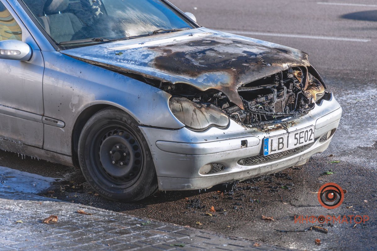 Окончательно ликвидировать возгорание удалось уже спасателям