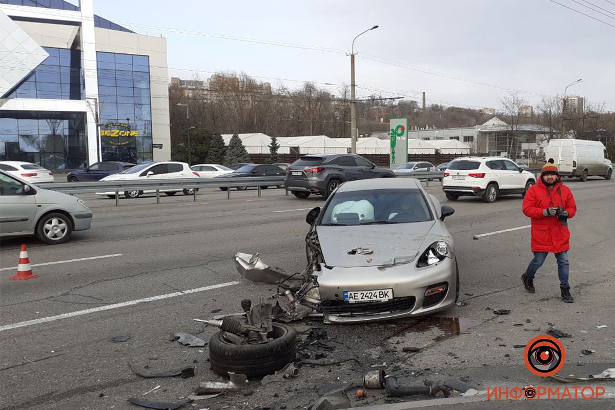 Движение на данном участке затруднено Движение на данном участке затруднено