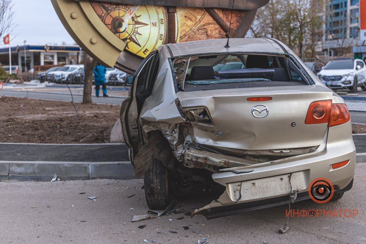Пострадавшего забрали в 16-ую больницу