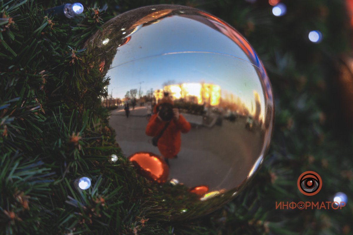 В отражении