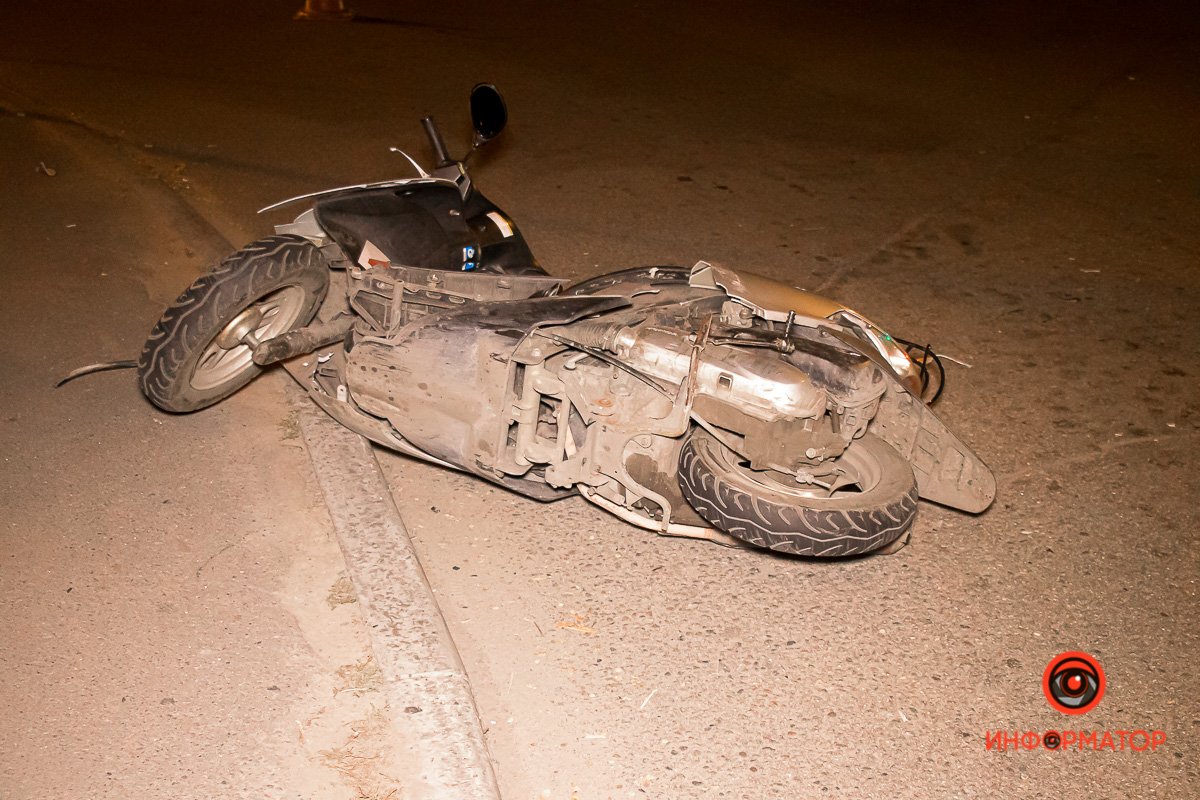 Скутер двигался в сторону Нового моста