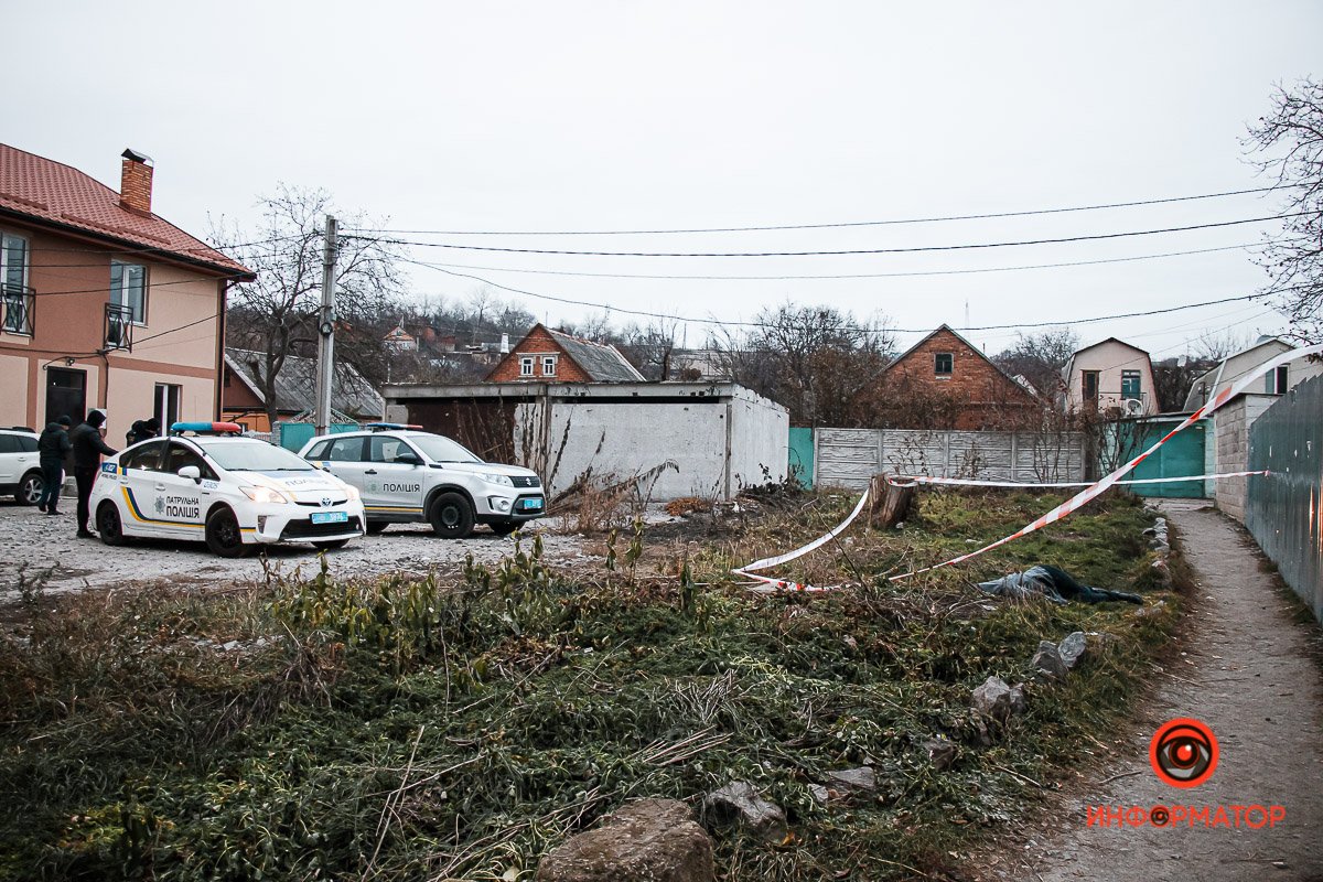 Личность умершего установить пока не удалось Личность умершего установить пока не удалось