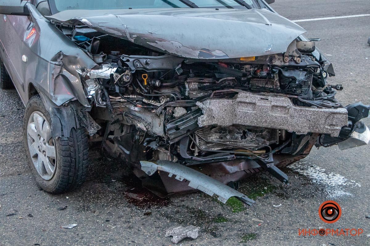 Все детали устанавливаются Все детали устанавливаются