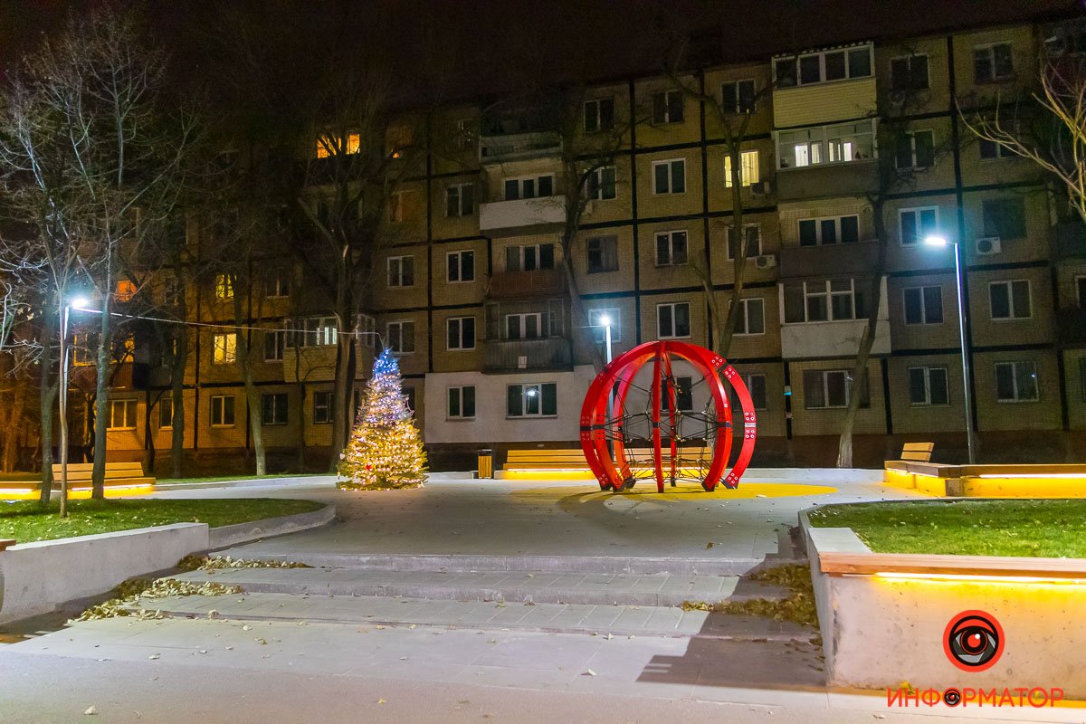 Теперь и у жителей "Райончика" есть свой источник новогоднего настроения