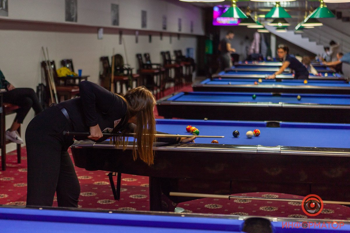 В первый день соревнуются девушки и юноши