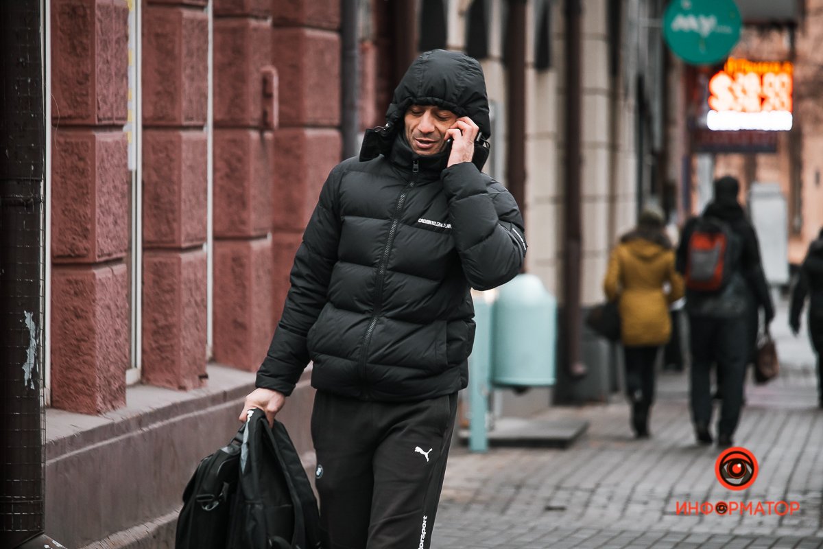 Да, дорогая, бегу домой 