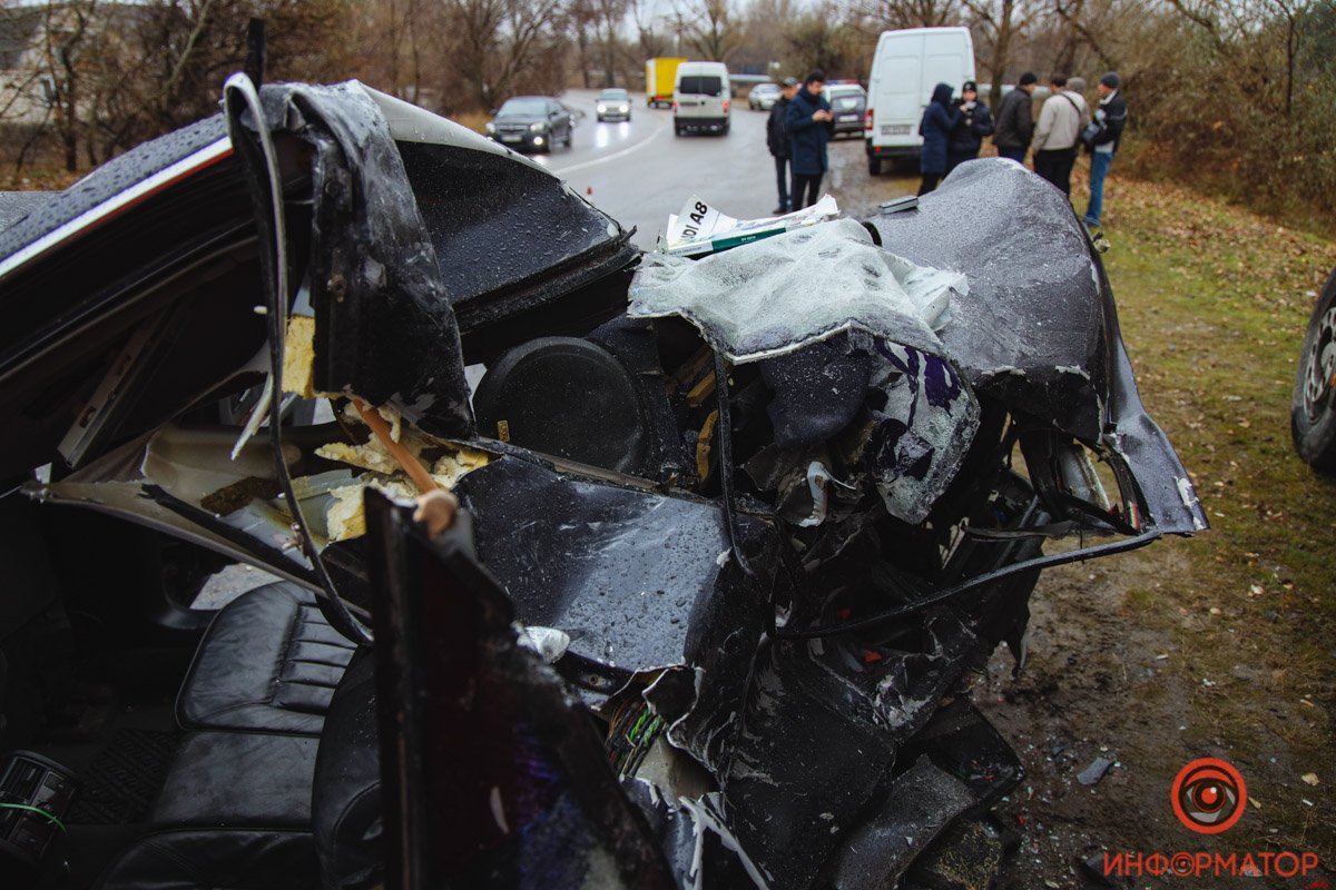 Пострадали 2 пассажира