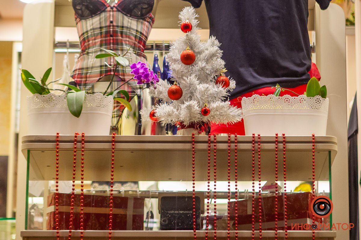 Белый и серебряный - цвета грядущего года Белый и серебряный - цвета грядущего года