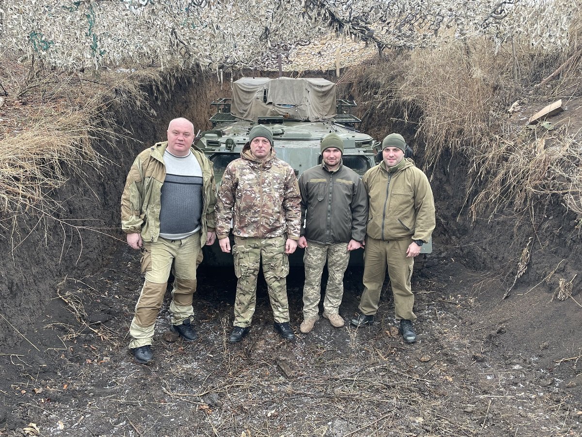Городской голова Каменского Андрей Белоусов в очередной раз побывал в зоне ООС Городской голова Каменского Андрей Белоусов в очередной раз побывал в зоне ООС