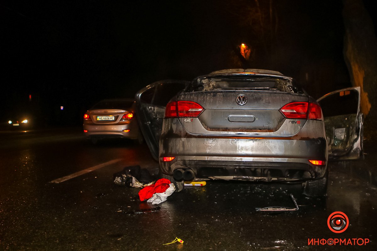 Volkswagen загорелся на ходу Volkswagen загорелся на ходу