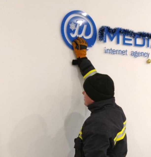 17 декабря в помещение офиса в Днепре залетела летучая мышь 17 декабря в помещение офиса в Днепре залетела летучая мышь