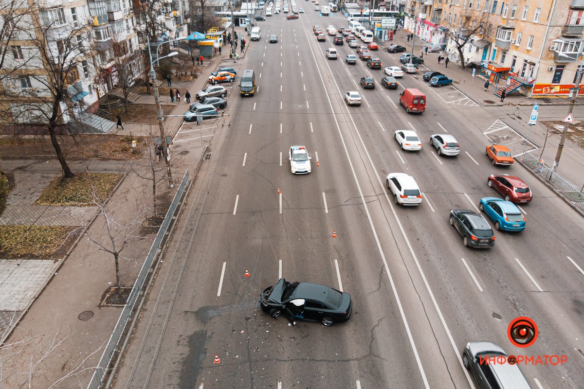 На месте работает полиция На месте работает полиция