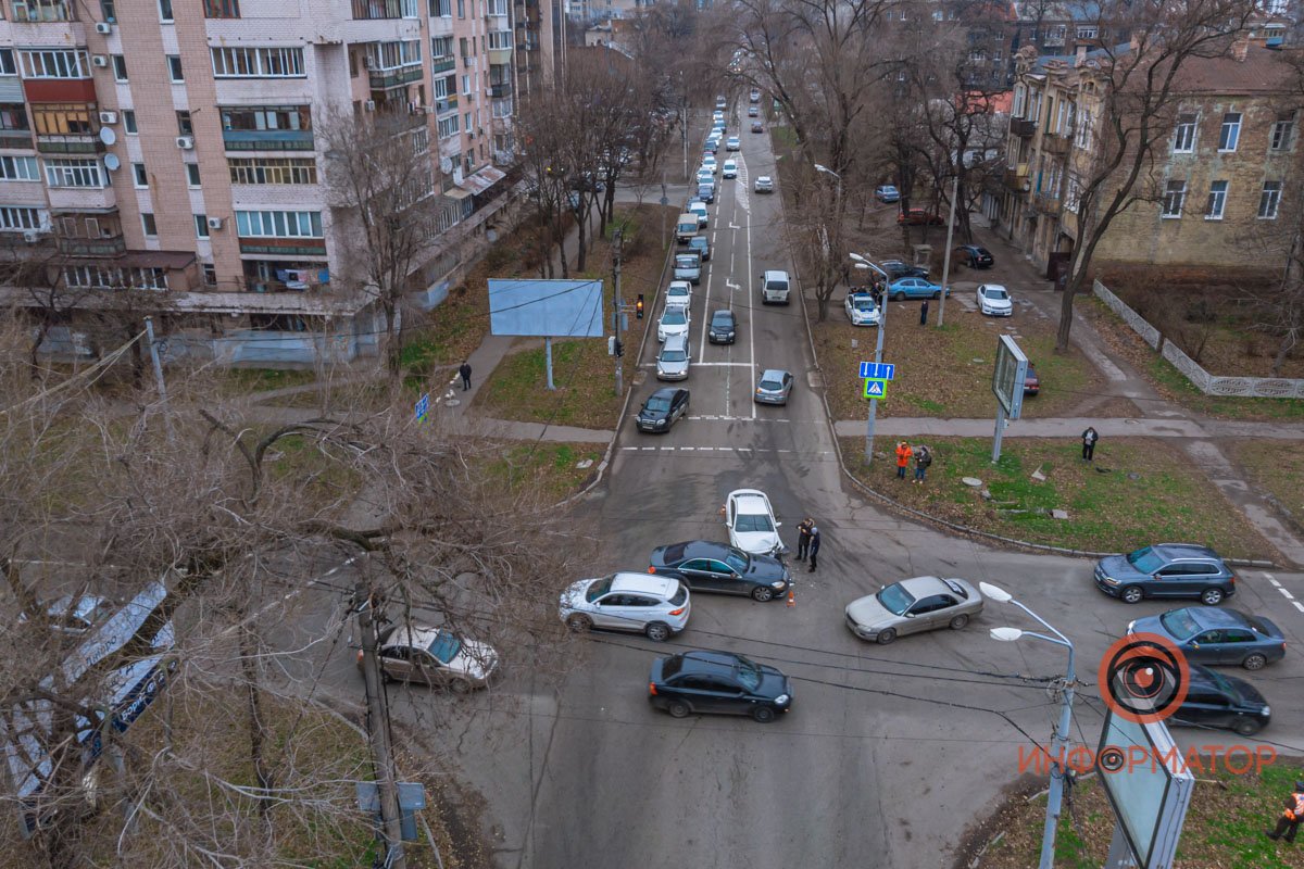 На пересечении Шмидта и Антоновича случилась авария