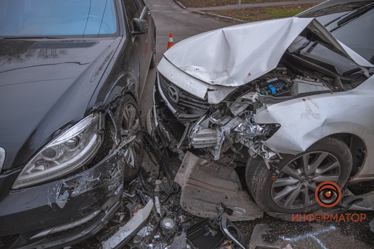 Занята левая полоса