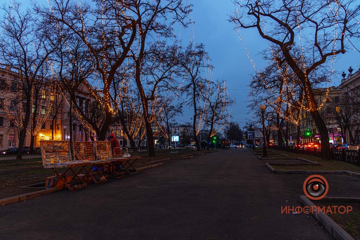 Авось примут, радушно, у них такого