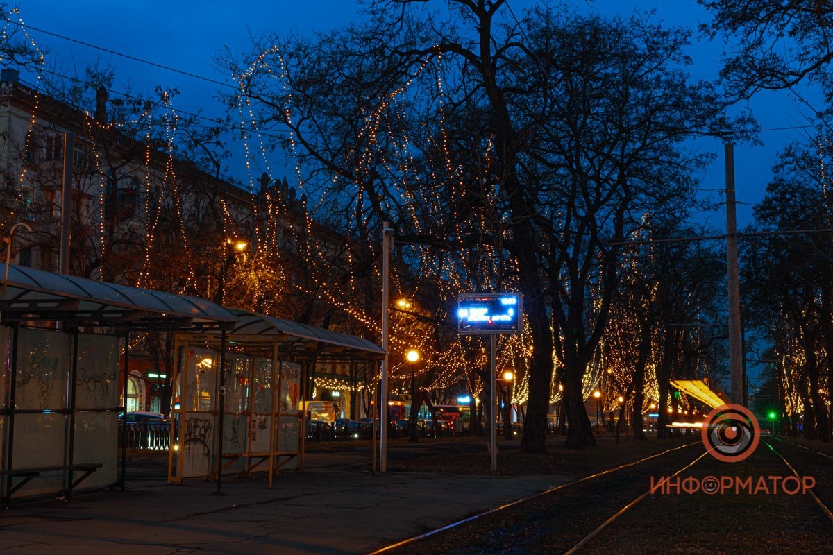 Повторюсь, все надеятся здесь на чудо,