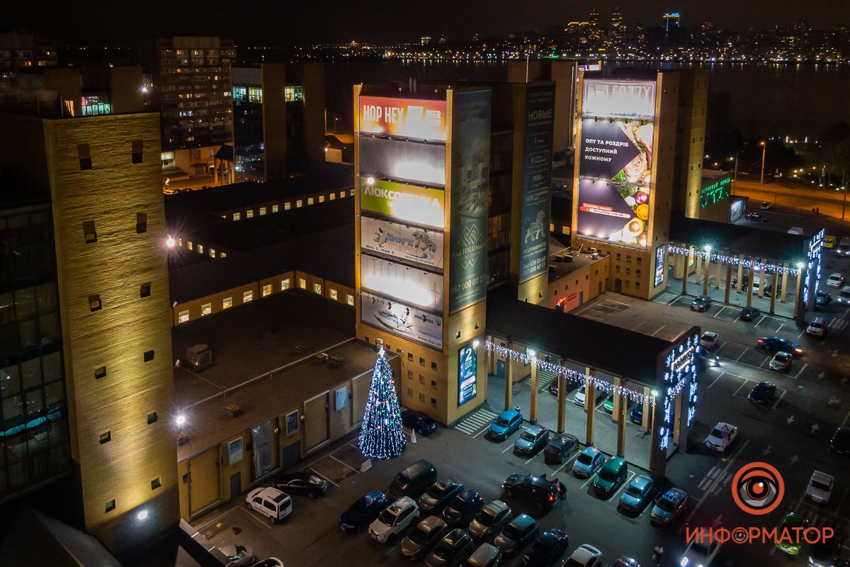 А рядом ходят люди