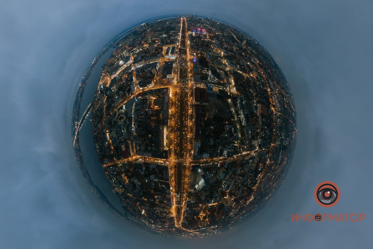 И треснул мир напополам...