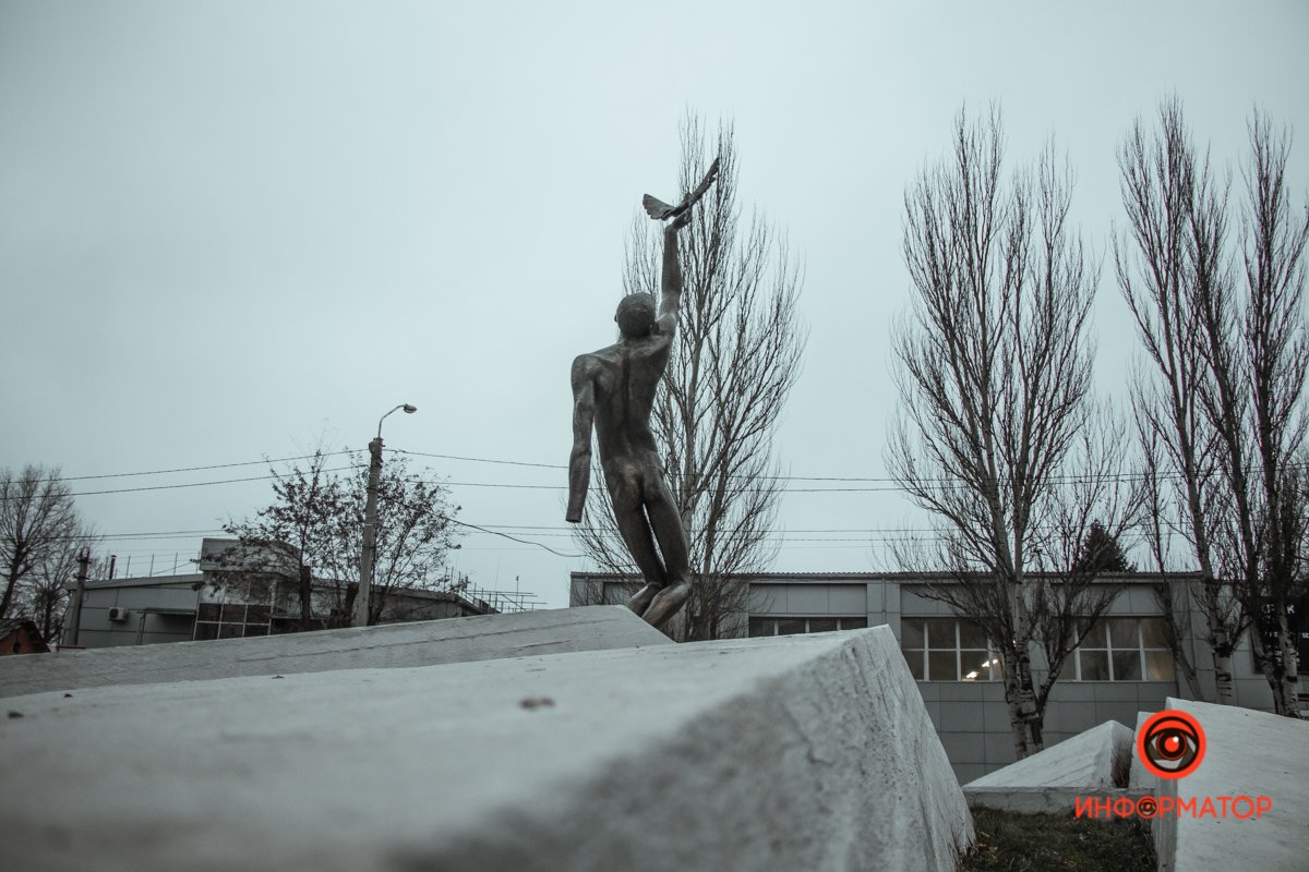 История имеет форму спирали