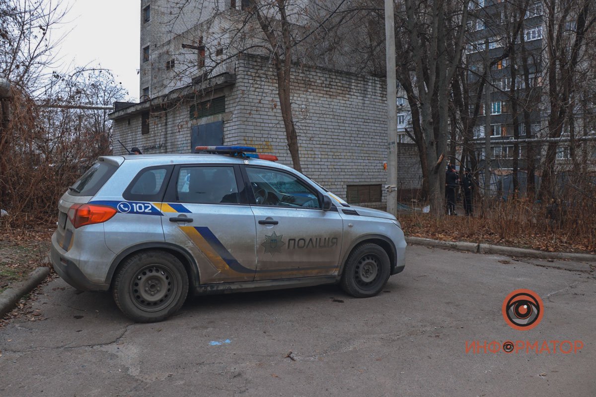 На месте работает СОГ и патрульные