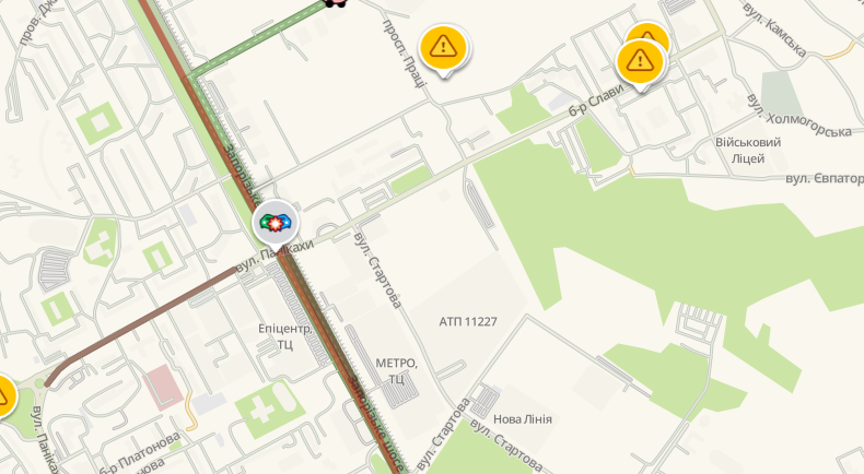 Дорожные заторы наблюдаются в конце Набережной Победы перед улицей 6-й Стрелковой Дивизии, на Аэропортовской перед кольцом на Запорожском шоссе, на улице Короленко Дорожные заторы наблюдаются в конце Набережной Победы перед улицей 6-й Стрелковой Дивизии, на Аэропортовской перед кольцом на Запорожском шоссе, на улице Короленко