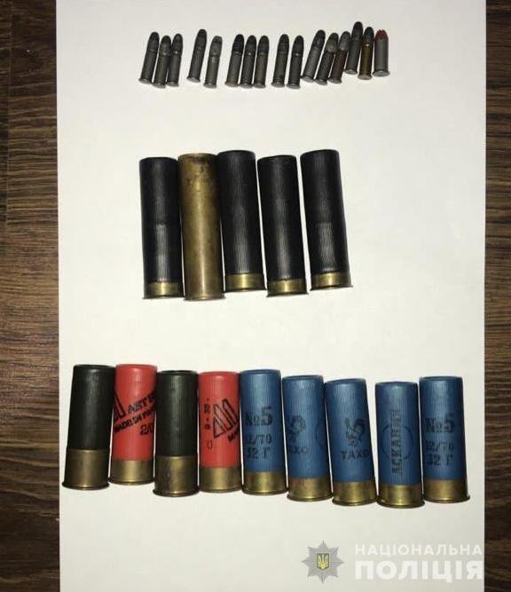 По месту жительства задержанного провели обыски По месту жительства задержанного провели обыски