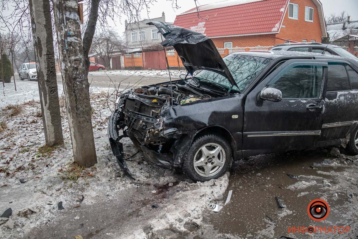 Chery ехал по главной