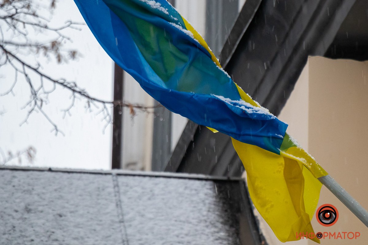 Ветер и мокрый снег Ветер и мокрый снег