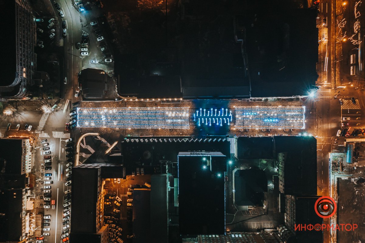 Бульвар подсветили дополнительными гирляндами Бульвар подсветили дополнительными гирляндами