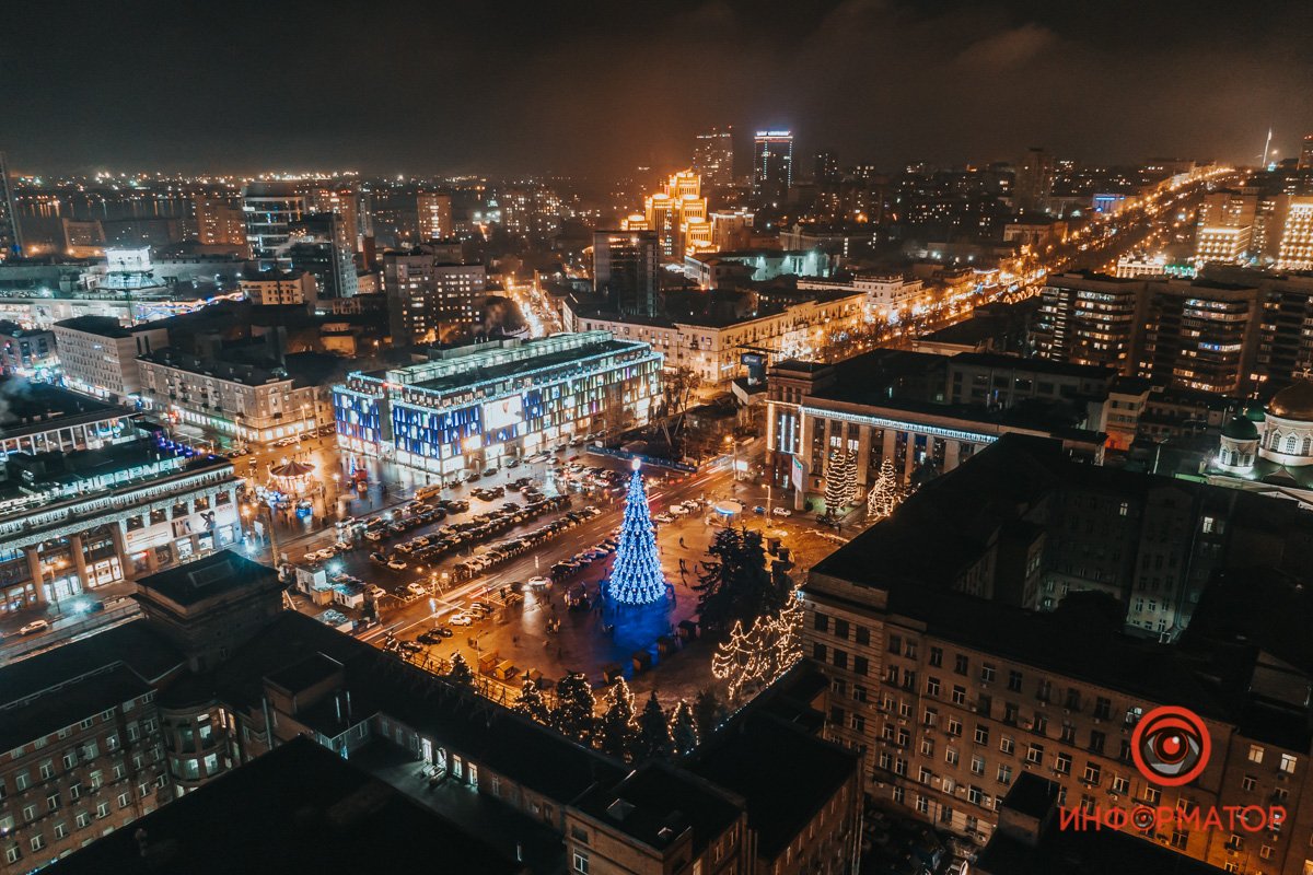 Центральная елка совсем рядом Центральная елка совсем рядом