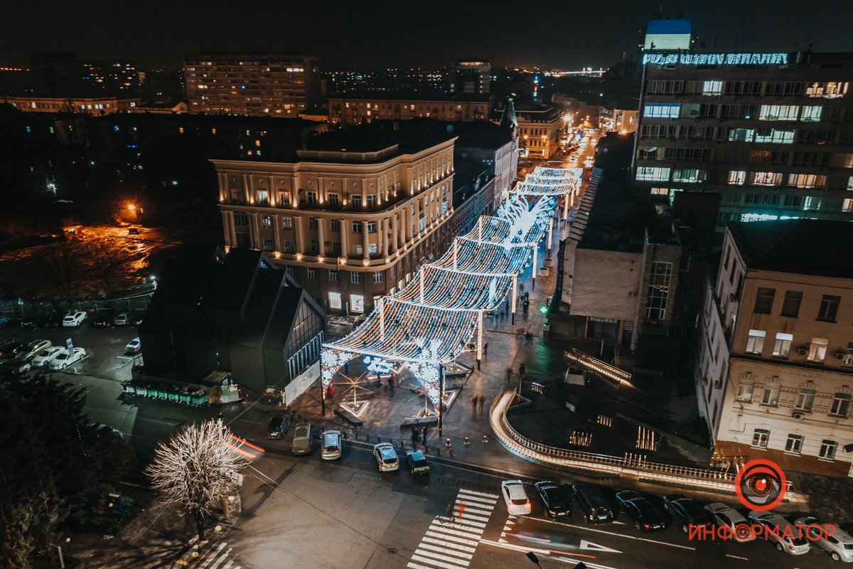 Здесь можно зарядиться новогодним настроением Здесь можно зарядиться новогодним настроением