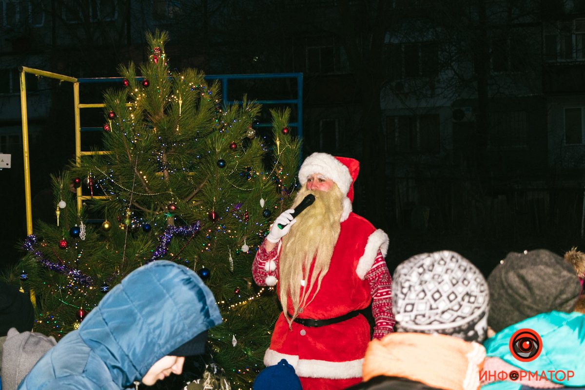 Все получили сладкие подарки Все получили сладкие подарки