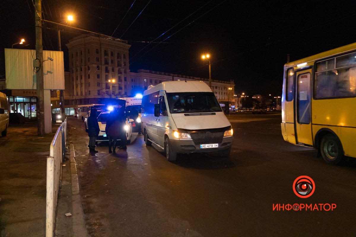 Авария произошла на Вокзальной площади Авария произошла на Вокзальной площади