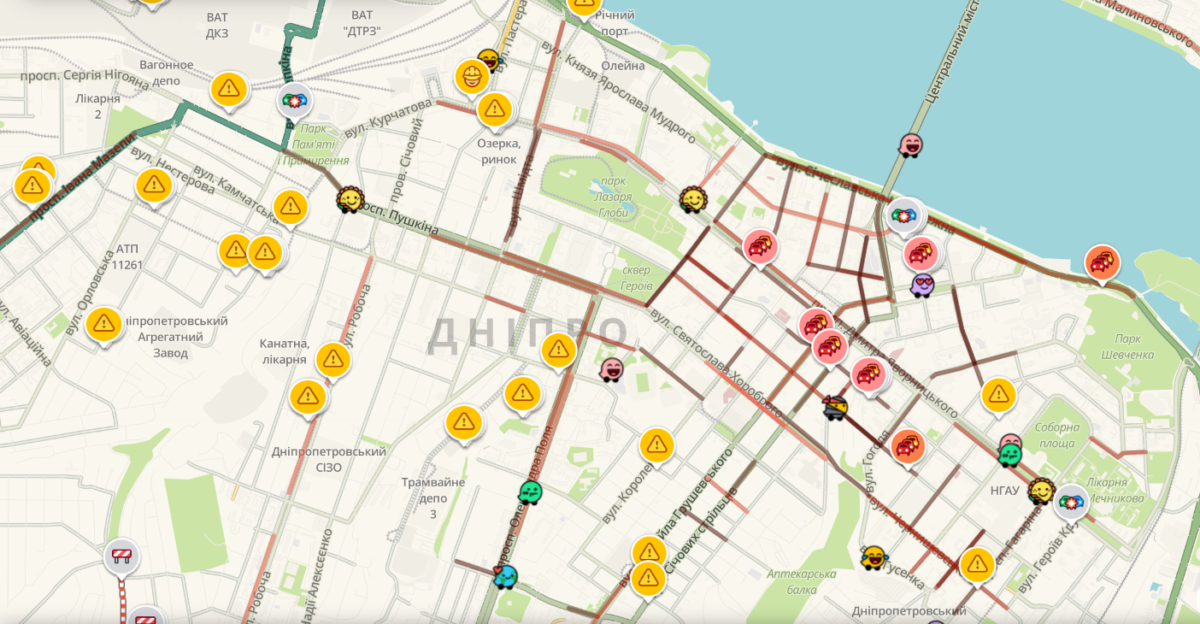 Центр застрял в пробках