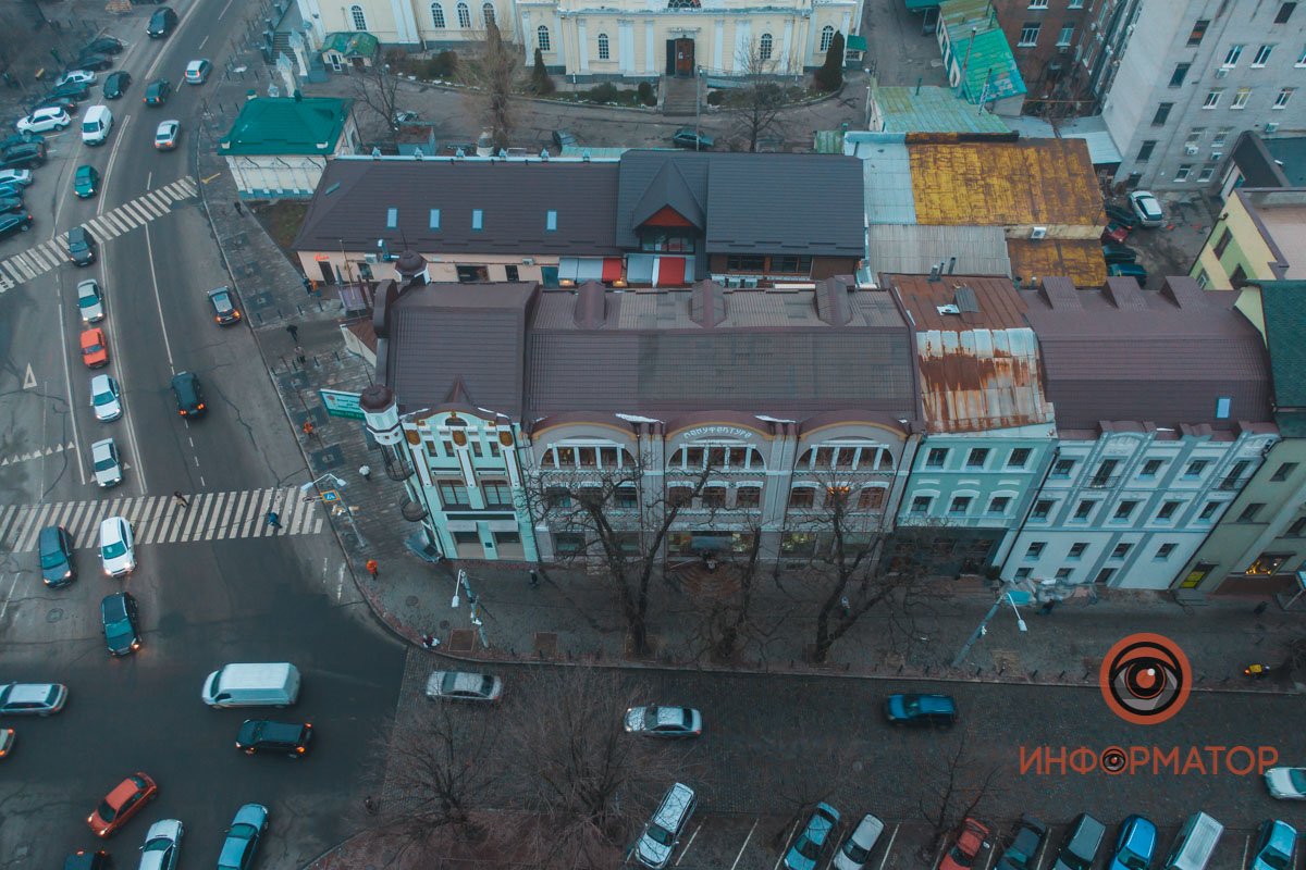 Высоко сижу, далеко гляжу