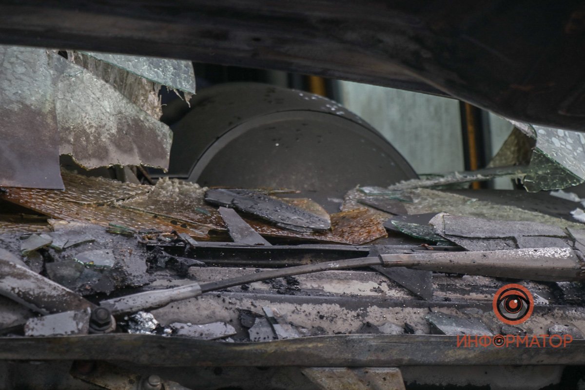 На ходу машина начала дымиться и гореть