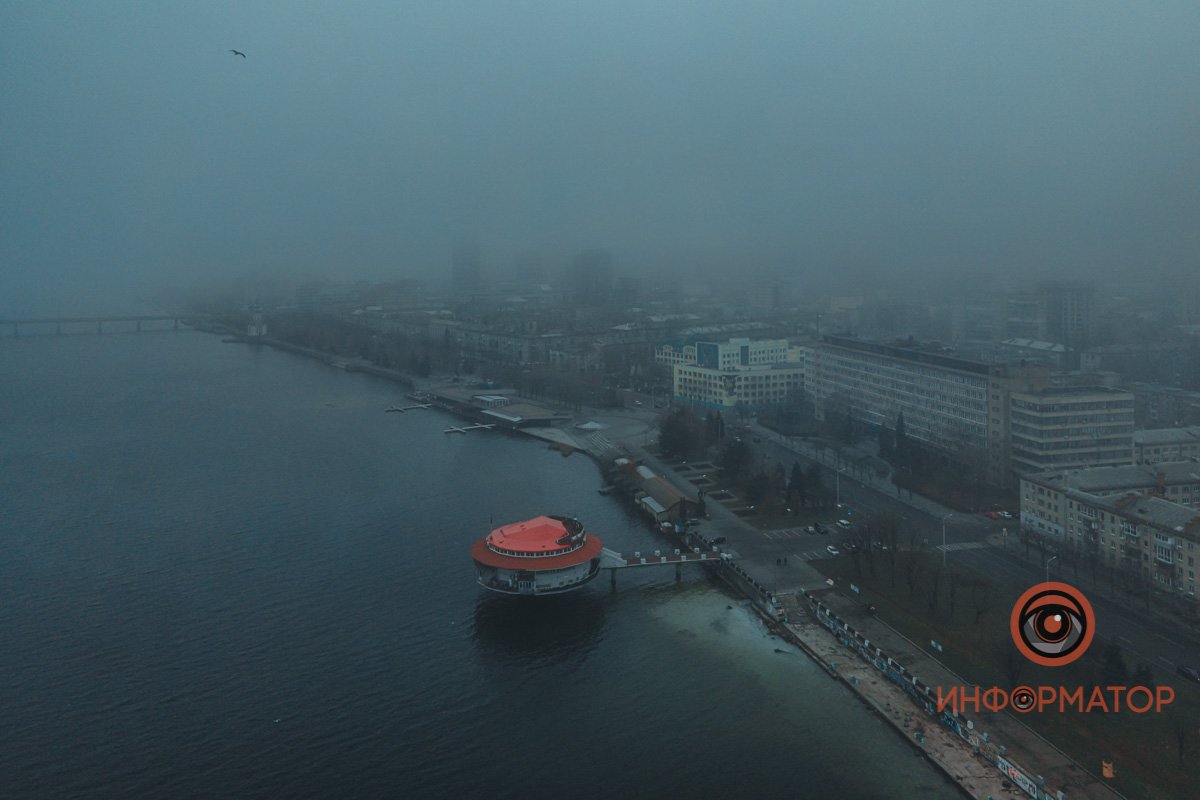 Туман безумных расстояний, но до тех пор, пока ты ждёшь, ты в нем извечный медвежонок. Я - еж