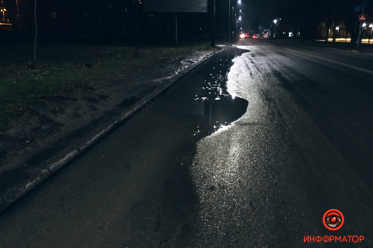 Вода течет по Калнышевского до Байкальской Вода течет по Калнышевского до Байкальской