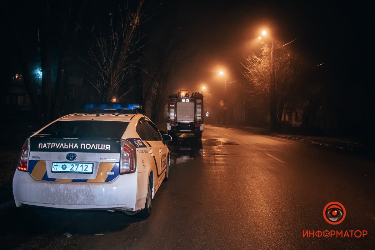 На место прибыли полиция и спасатели На место прибыли полиция и спасатели