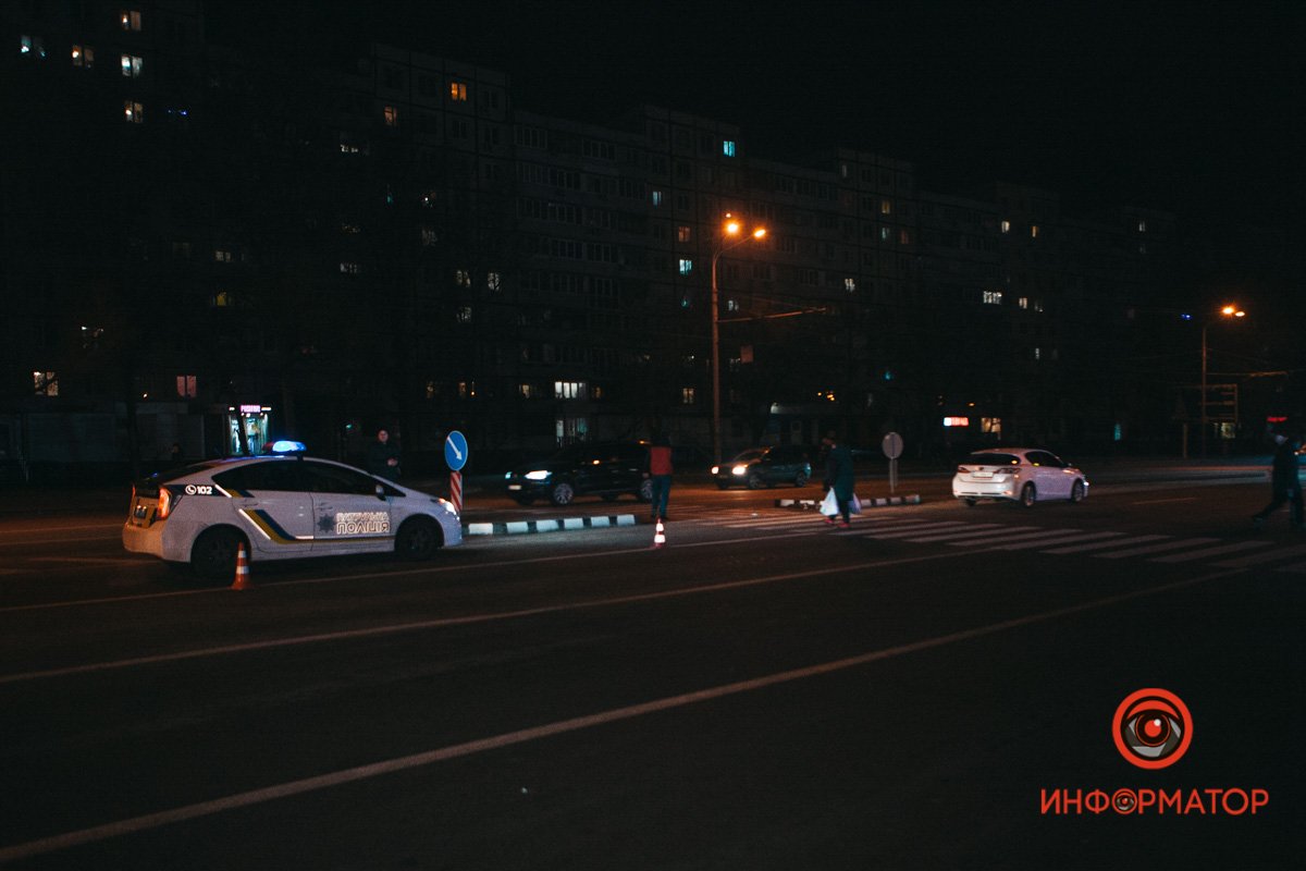 На проспекте Героев на переходе Suzuki сбил женщину