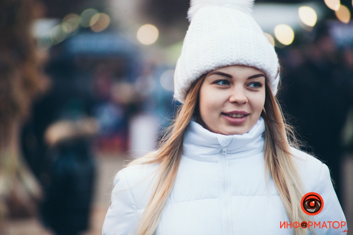 Извините, но люди, которые носят белую одежду зимой и умудряются ее не запачкать при первом же шаге - это маги 90 lvl